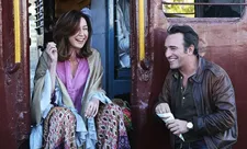 Elsa Zylberstein is Anna and Jean Dujardin is Antoine in Un + Une